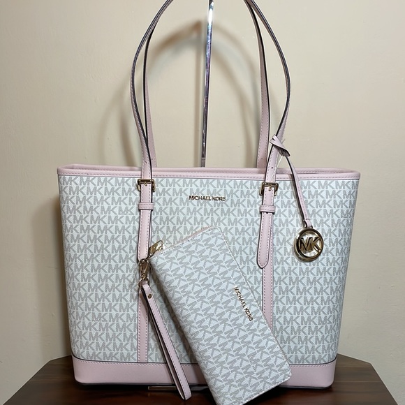 💕2pc Michael Kors Jet set tote bag and wallet - Picture 3 of 10